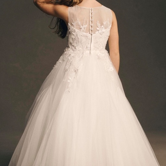 Anthropology: PRINCESS DALIANA ILLUMINATED 3D FLOWER GIRL DRESS - Picture 3 of 5